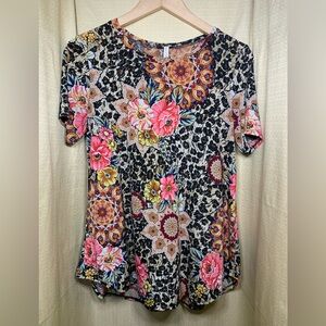 Now N Forever floral & Cheetah print top large